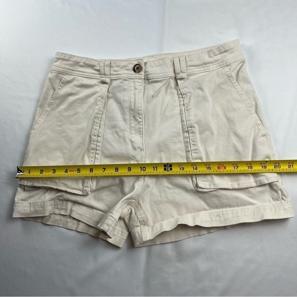H & M - Women’s Shorts - Khaki - Above the Knee - Size 10 - Picture 7 of 12